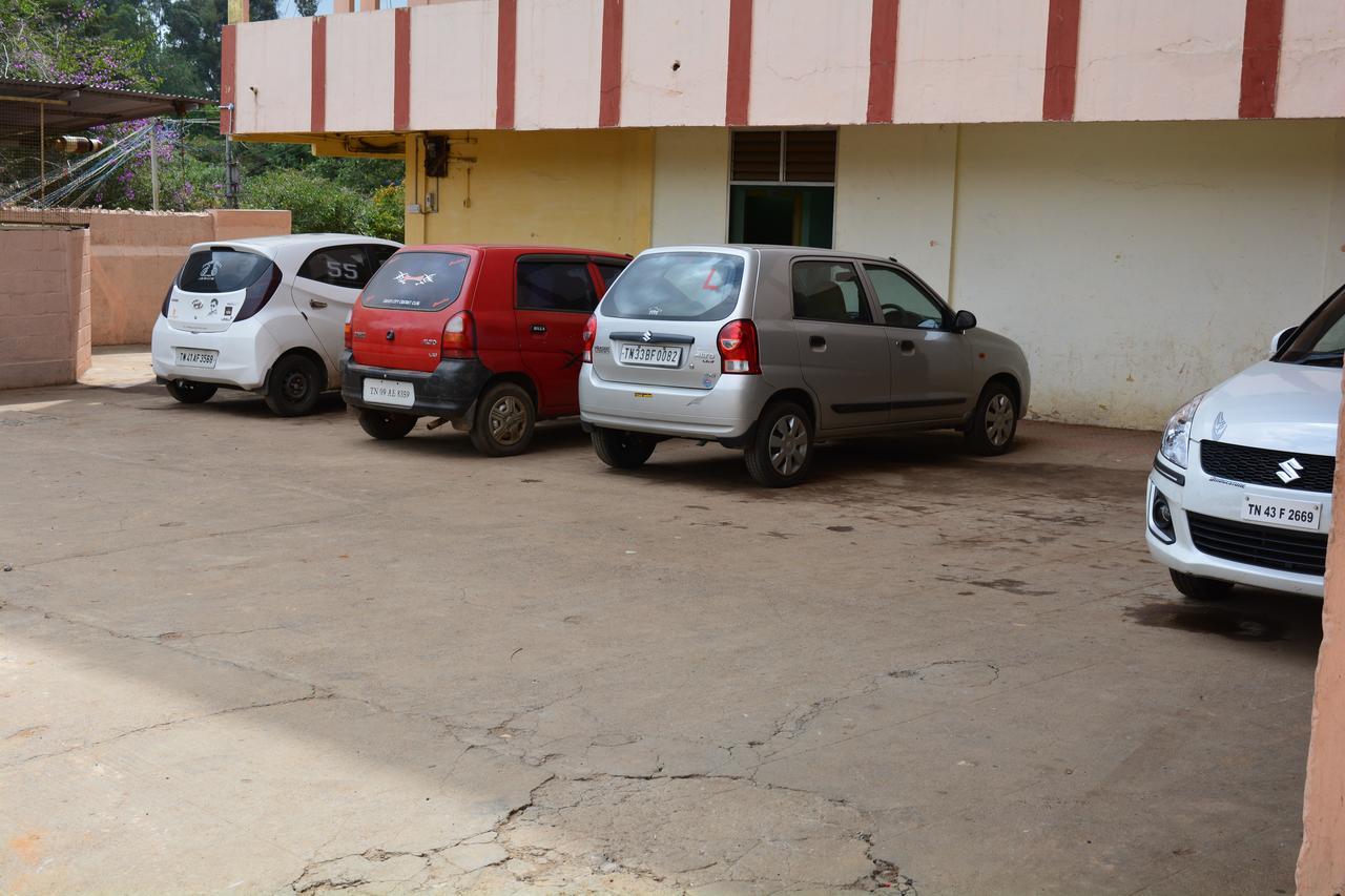 Hotel Blue Hills International Ooty Exterior photo